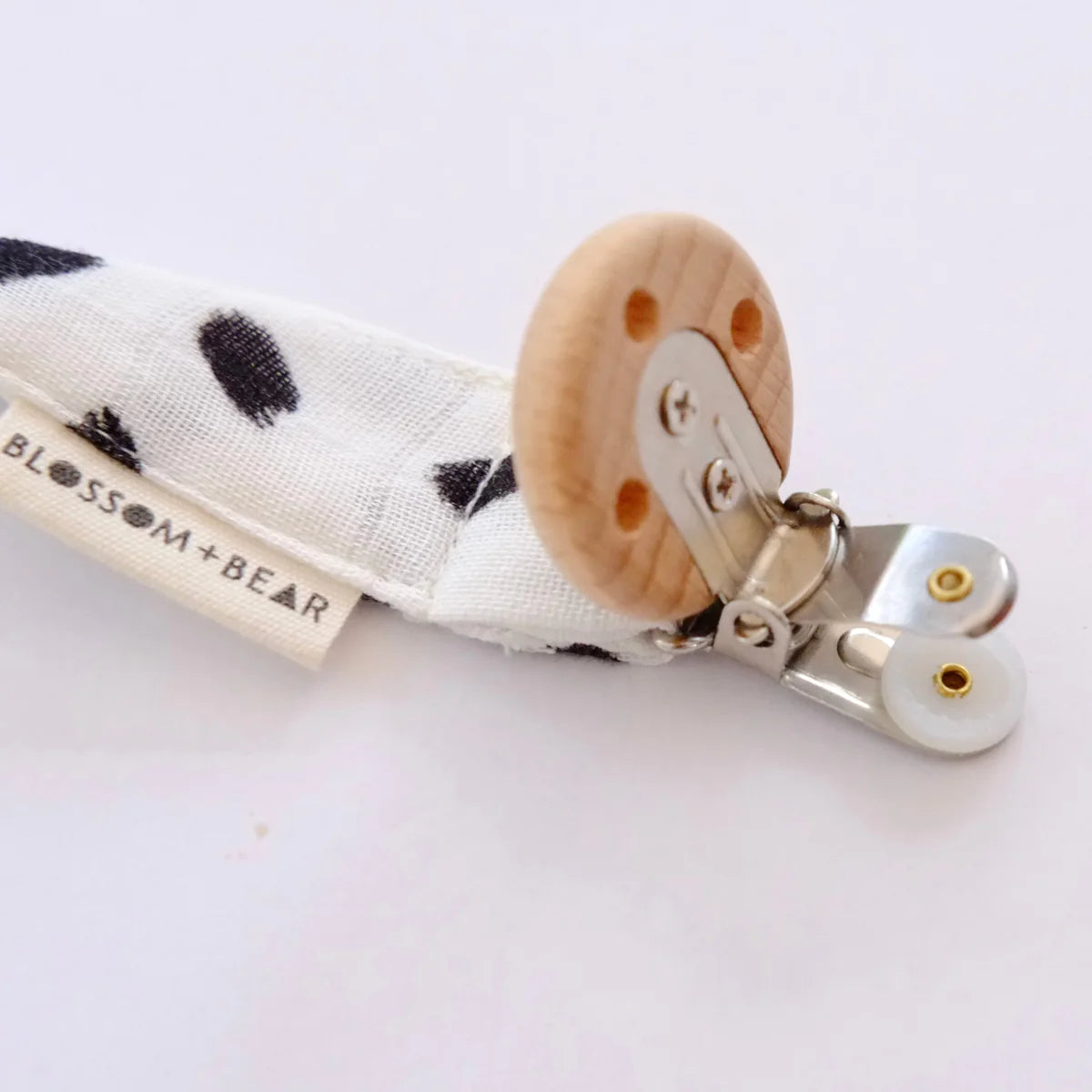 Blossom and Bear Dummy Clip Monochrome Dash