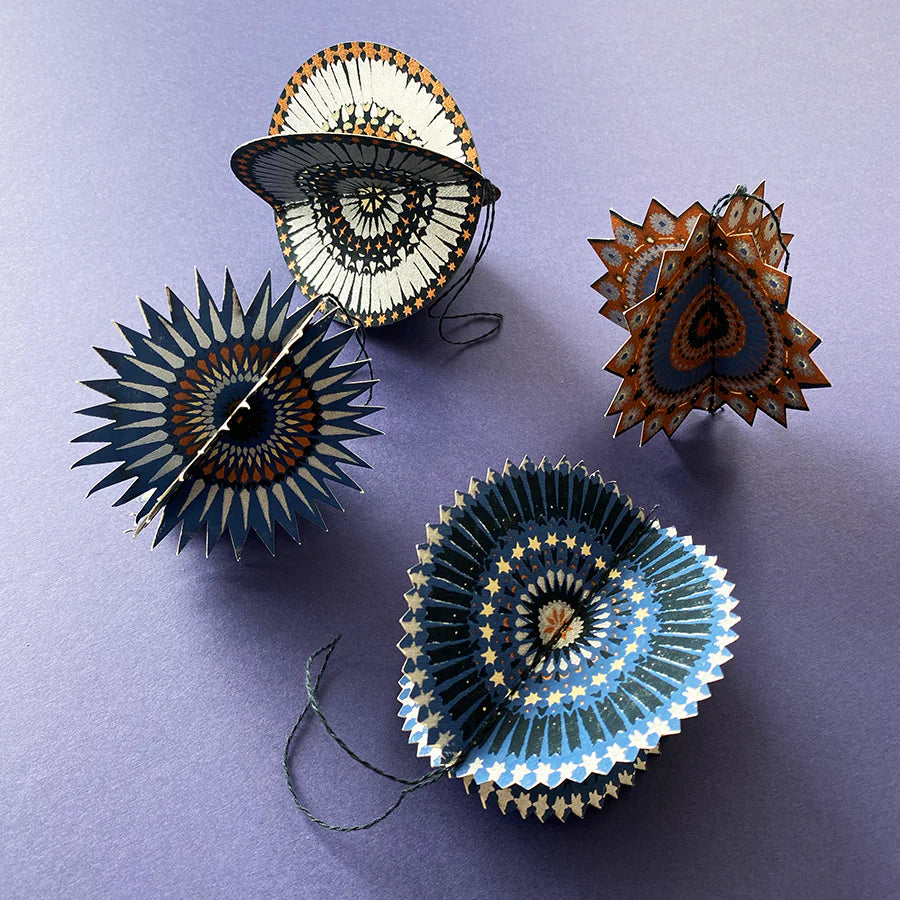 East End Press Stars Paper Ornaments