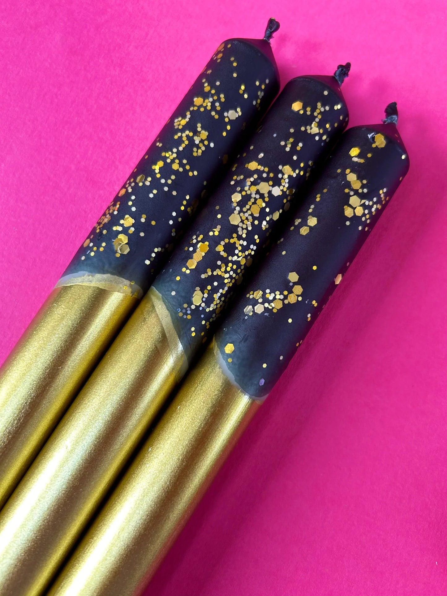 The Colour Emporium BLACK AND GOLD Dip Dye Dinner Candle Trio