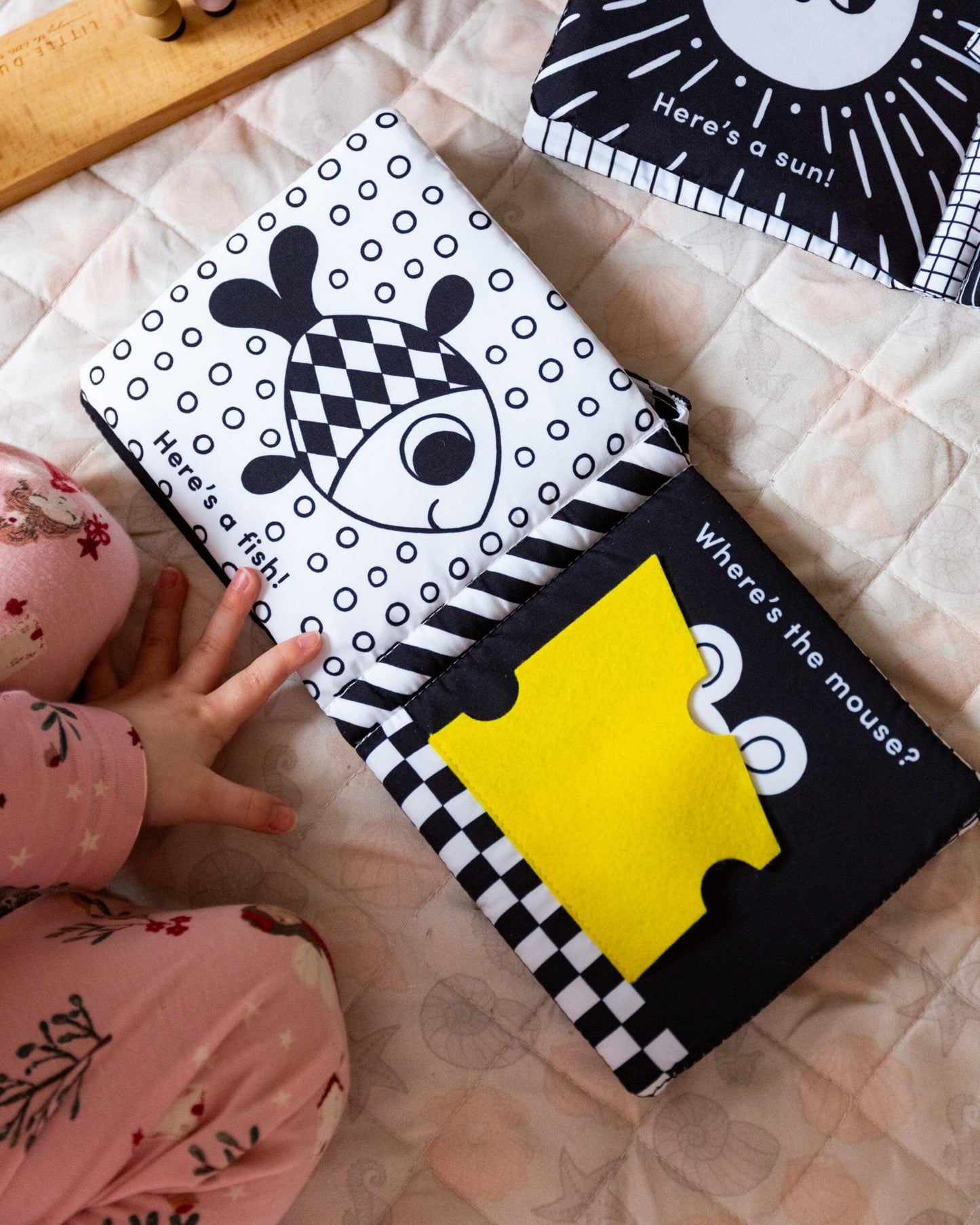 Nosy Crow Baby's First Cloth Book - Cuddly CAT