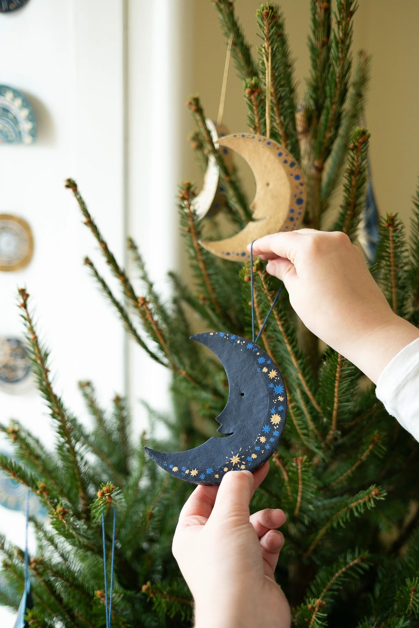 East End Press Midnight Man on the Moon Board Ornament