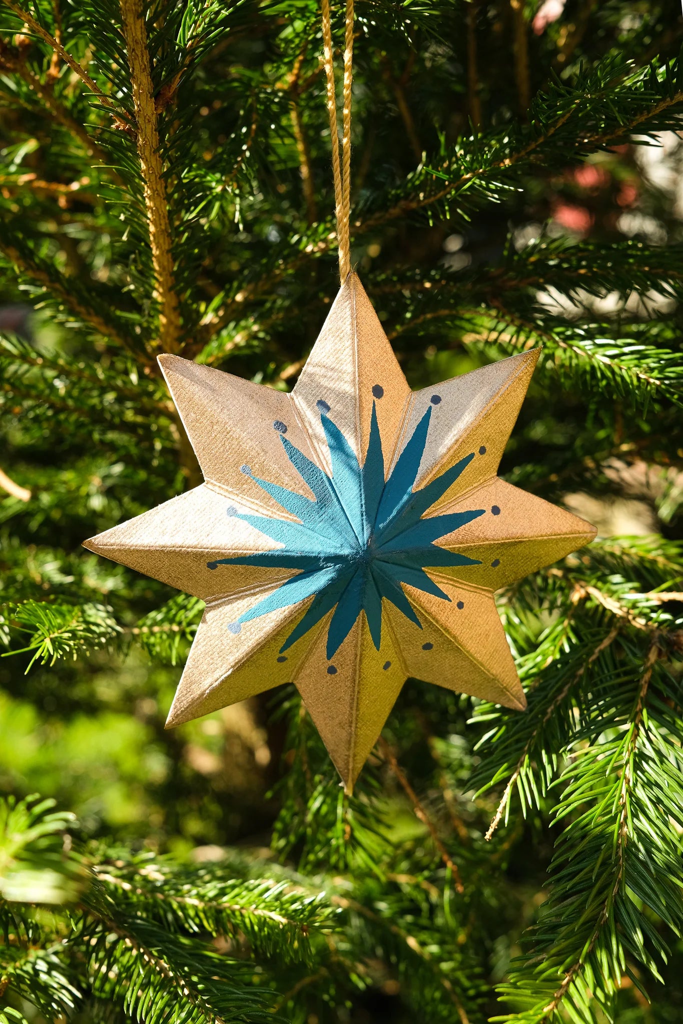 East End Press Golden Star Board Ornament