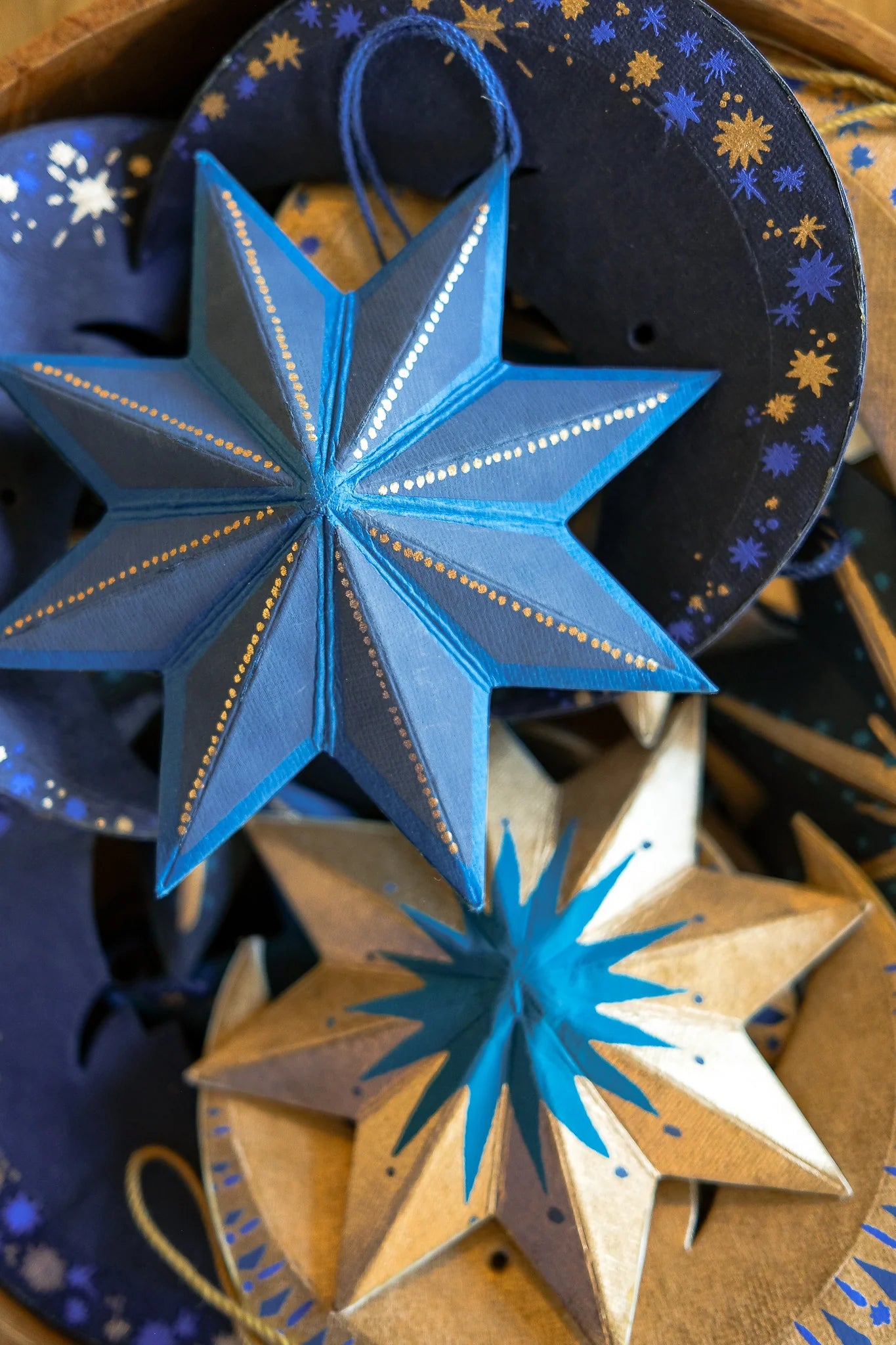 East End Press Midnight Star Board Ornament