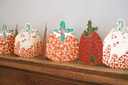East End Press Christmas Puddings Concertina Garland