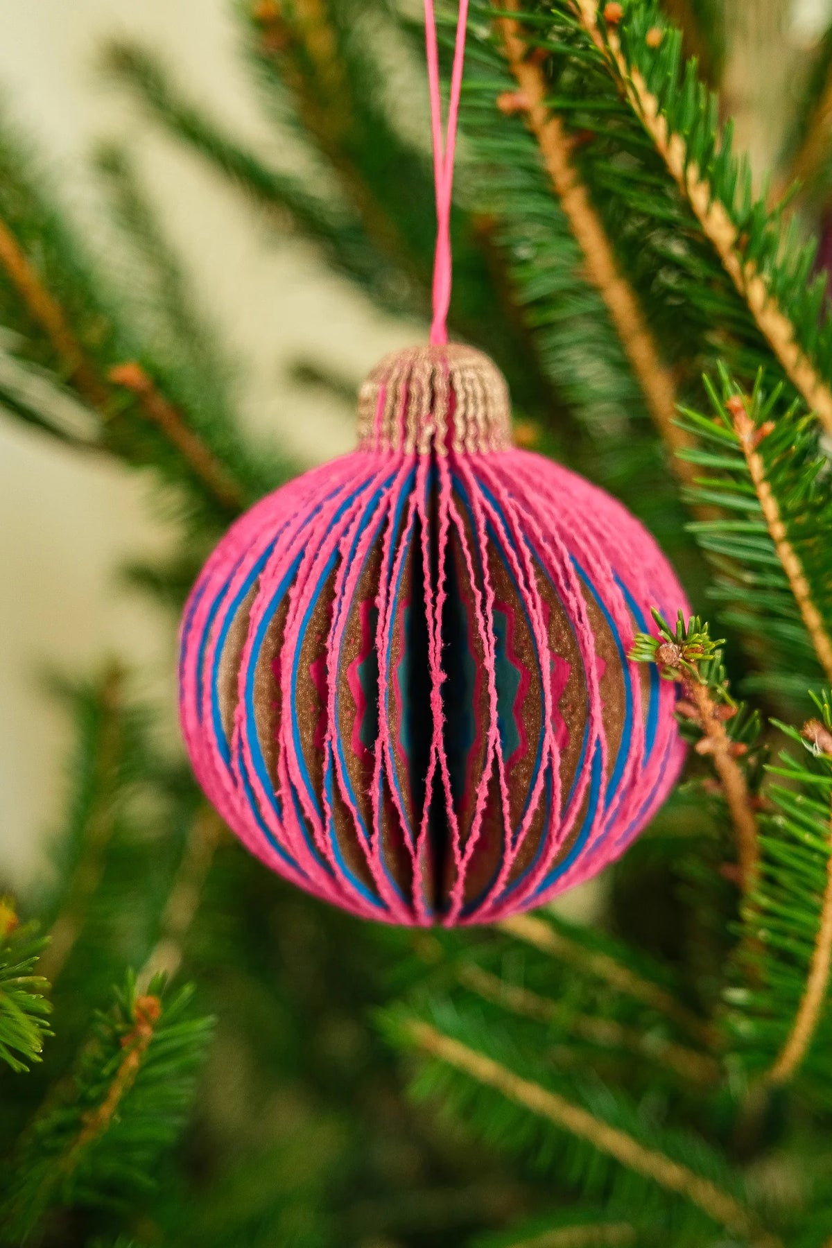 East End Press Honeycomb - Pink Bauble