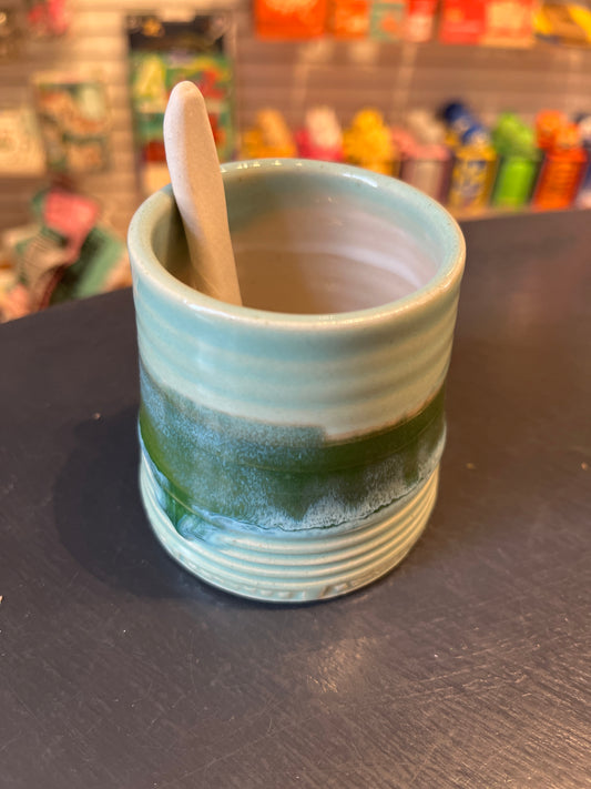 Holly Bell Pot With Spoon