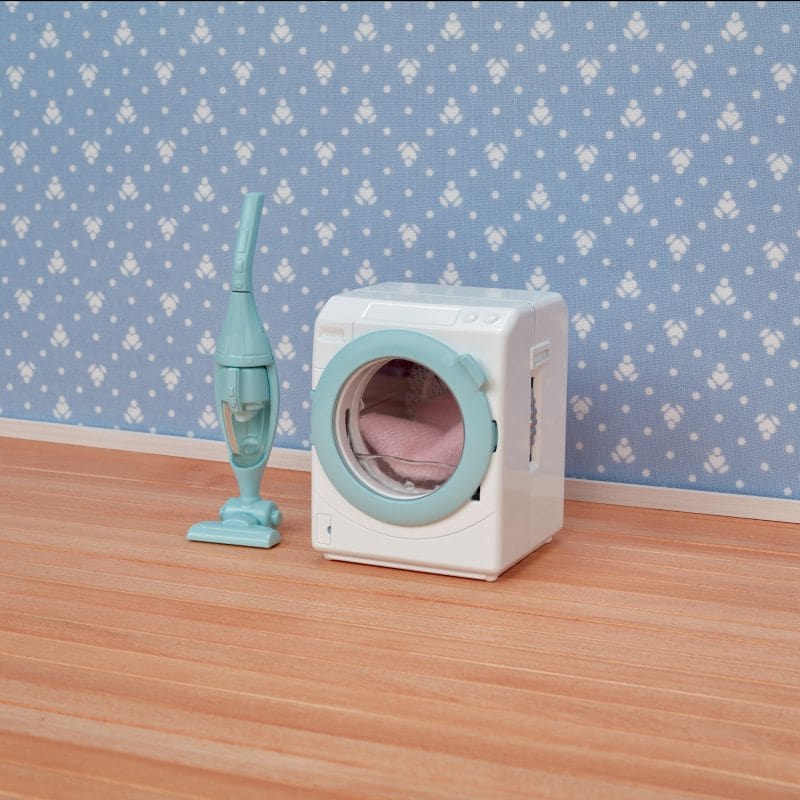 Epoch Sylvanian Families Sylvanian Families Laundry & Vacuum Cleaner (4594563416202)