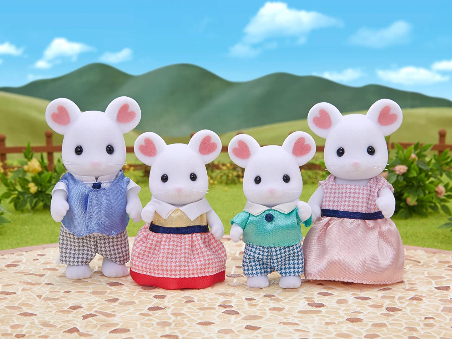 Sylvanian Families Marshmallow Mouse Family - Wigwam Toys Brighton (5764694245536)